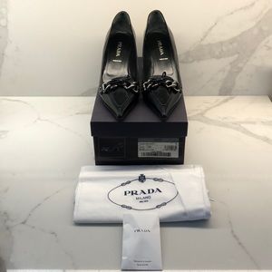 Like New!Prada Black Patent Leather Chain Pump.